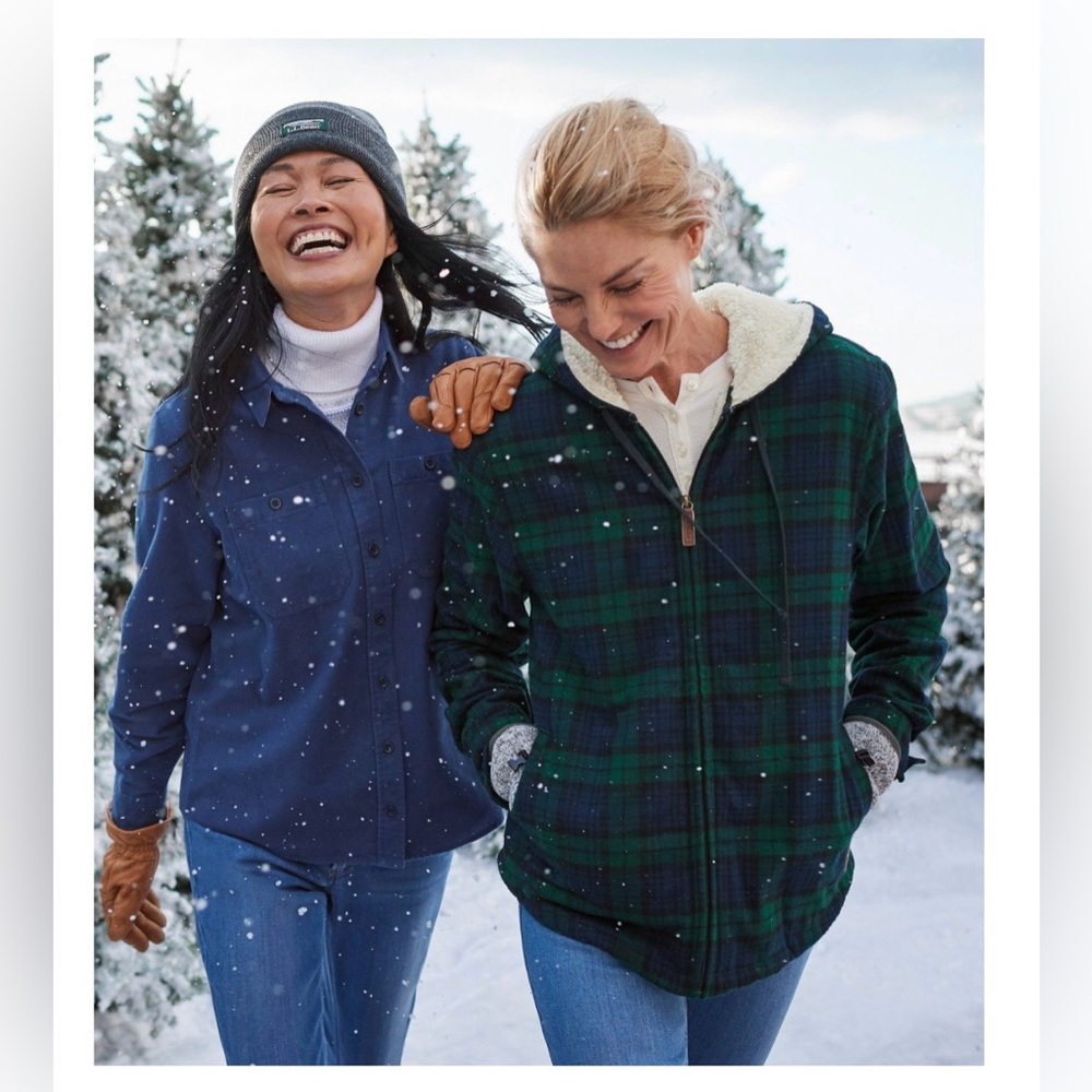 L.L. Bean - Green and Blue Plaid, Flannel shirt, Sherpa lined Women's Jacket - Picture 3 of 9